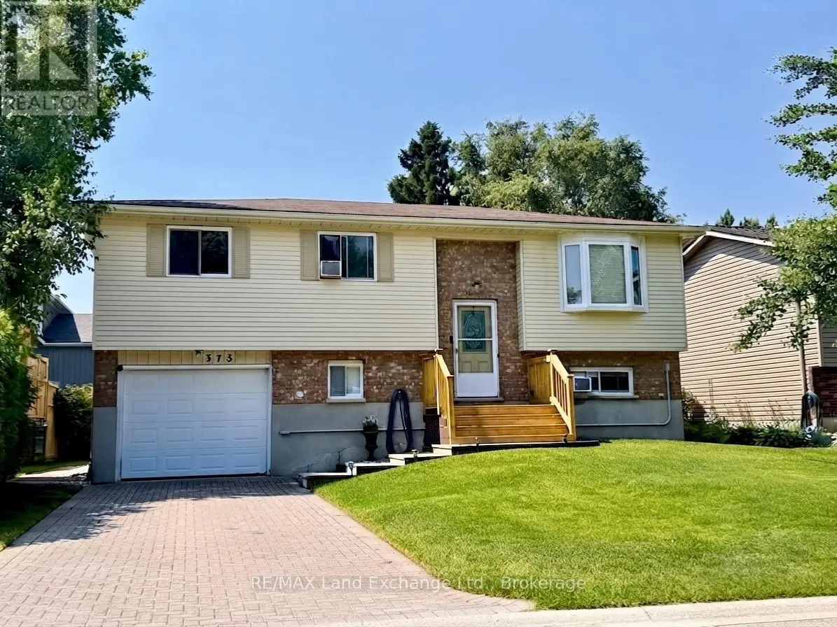 375 Lansdowne Street, Saugeen Shores